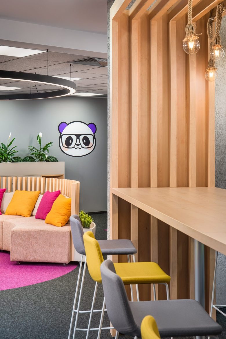 Барная стойка с деревянными ламелями Ascent office