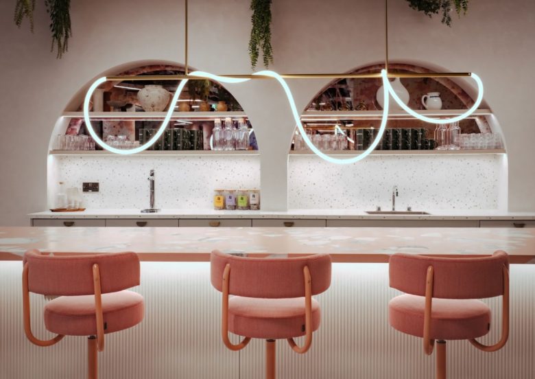 Барная зона коворкинга Huckletree Bishopsgate