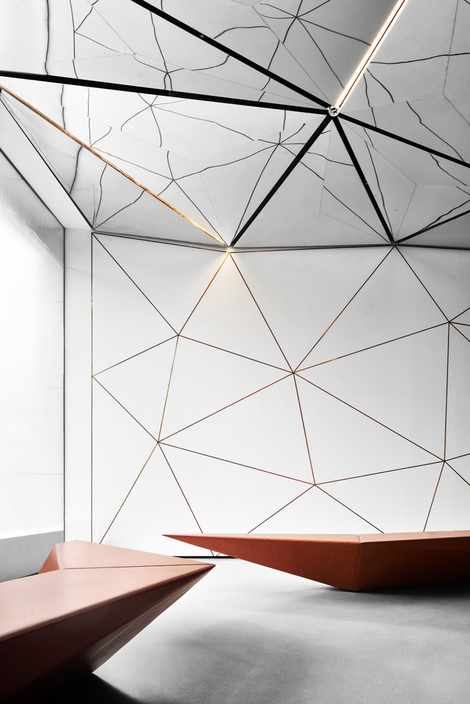 Фигурные лавки Parinee I Lobby