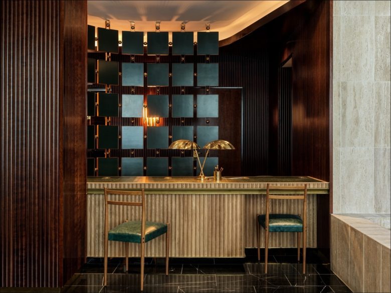 Лифтовой холл The Manner hotel