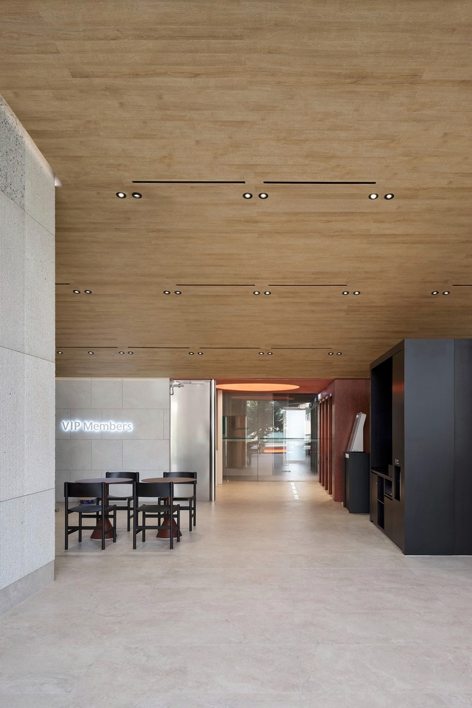 Лобби зона ожидания Hana Bank