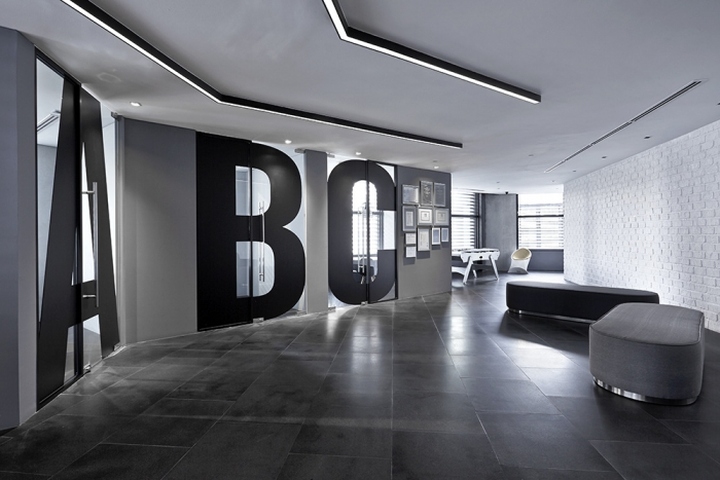 Динамичный дизайн офисного помещения от Foster + Partners, Малайзия
