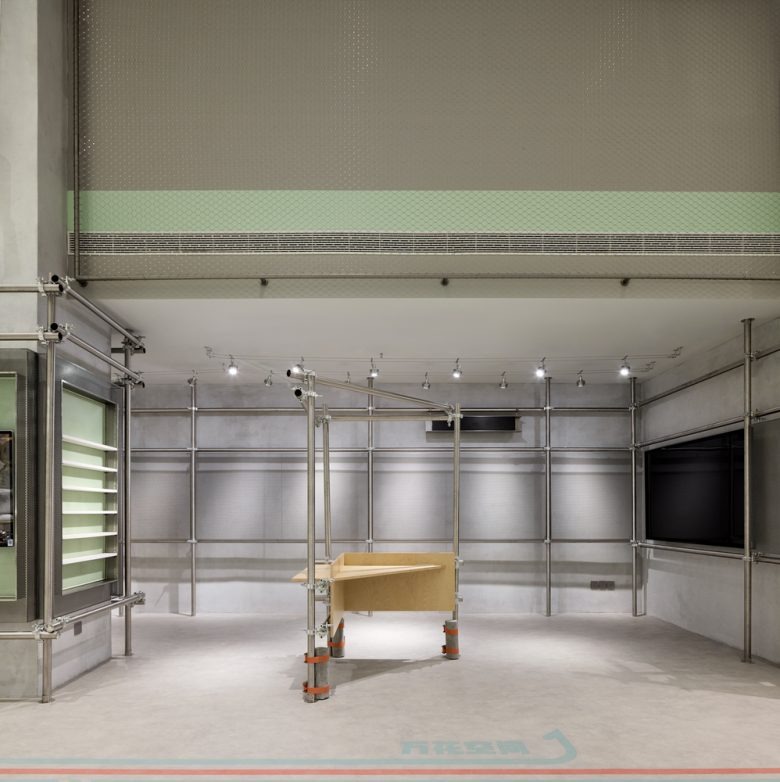 Минималистичная зона с конструкциями и подвесной платформой via·1719 Wu Liangcai New Vision Field