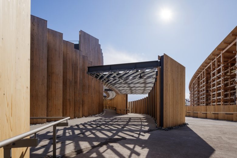 Оформление уличной зоны Osaka Expo 2025 Japan Pavilion