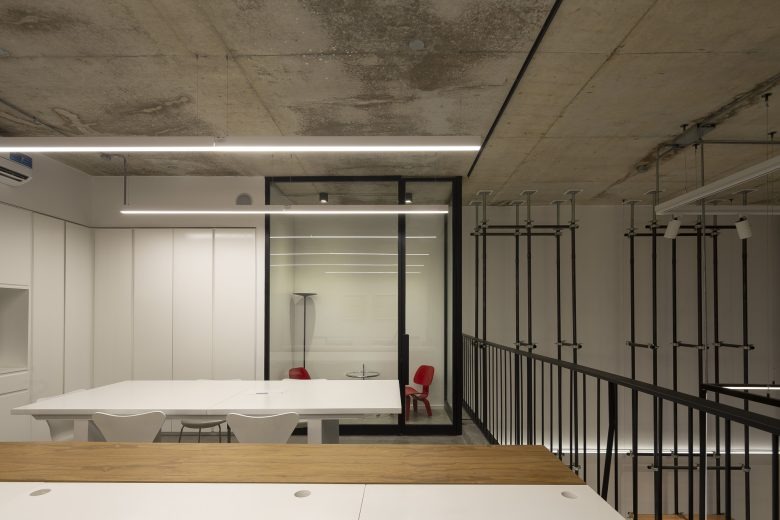 Открытое пространство с перегородкой ROOM