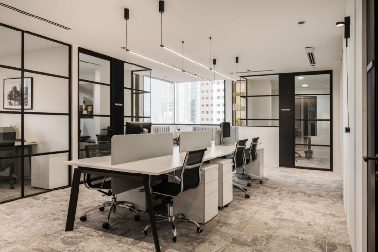 Рабочие места LVMH SSEA Offices