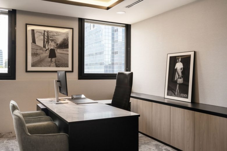 Рабочий кабинет LVMH SSEA Offices