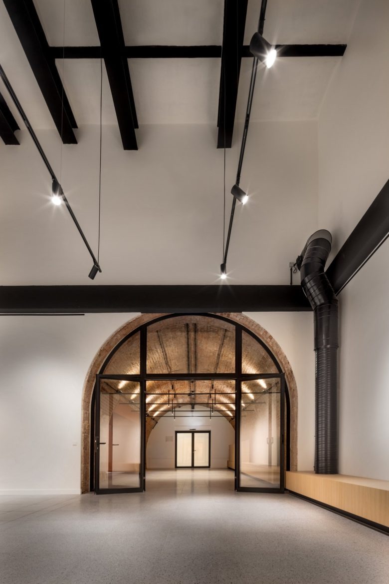 Входная зона Cultural Area Hahnekiez