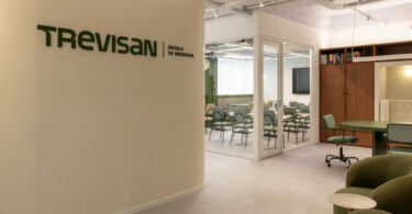 Входная зона офиса TREVISAN