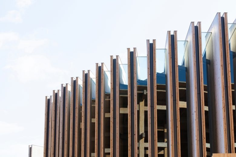 Вид на фасад с улицы Osaka Expo 2025 Japan Pavilion