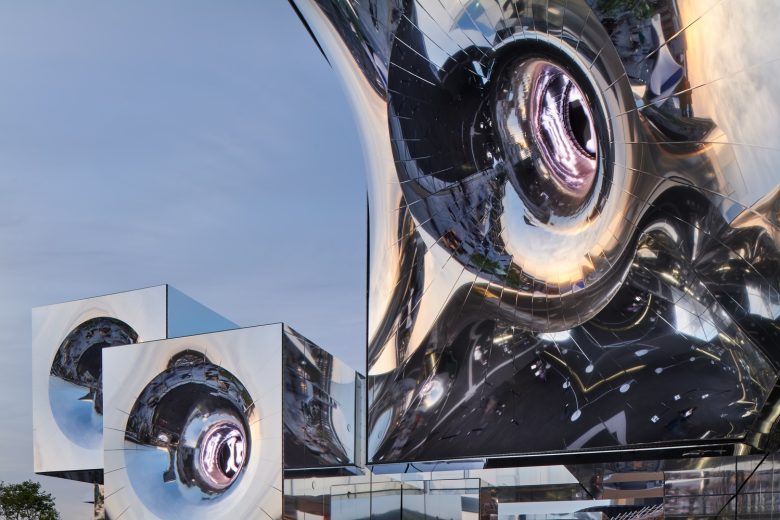 Вид сбоку Expo 2025 Osaka Pavilion null