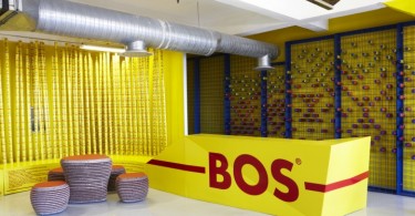 Яркий дизайн офиса компании BOS Ice Tea