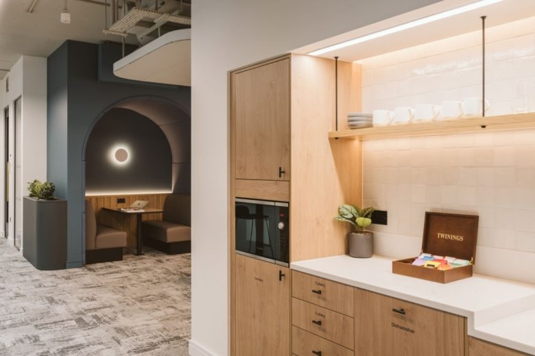 Зона кухни Private Client Offices