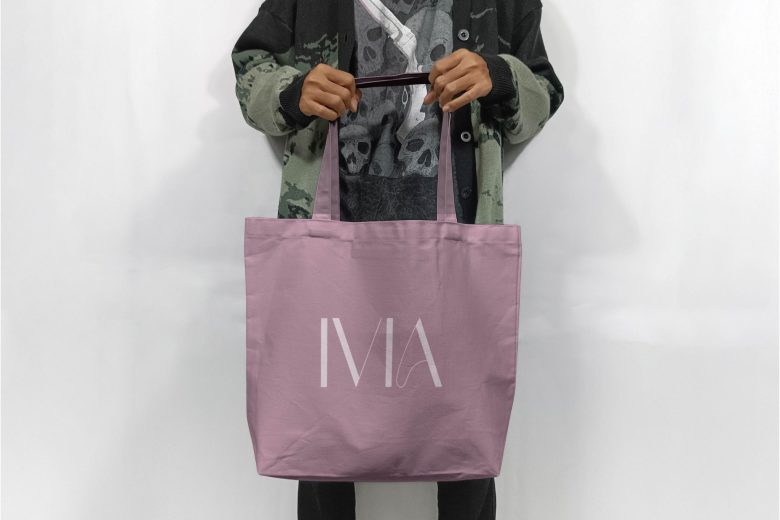 брендовая сумка IVIA- Minimalist Luxury Skincare