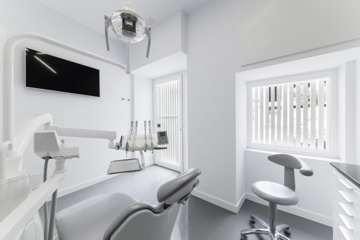 Операционная зона стоматологической клиники