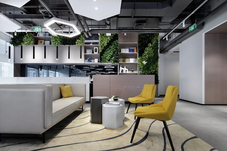 диван с фигурными столиками China Merchants Senlan Meihuan · Chuangku Co-working Space
