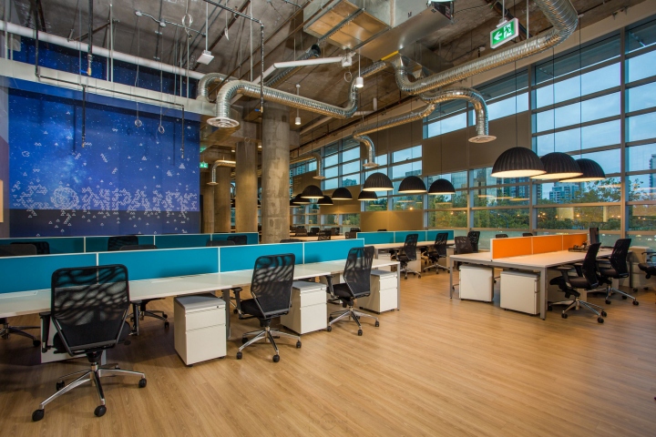 Дизайн-проект интерьера офиса в Барнаби, Канада: современный дизайн