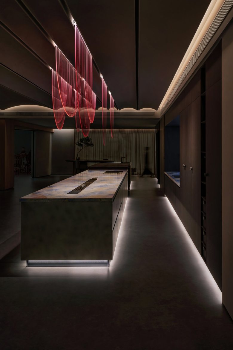 длинный стол с раковиной и плитой Sammys Nouvelle France Hall