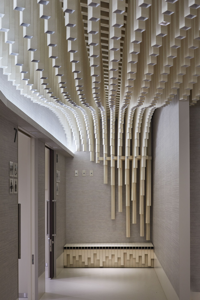 фигурный потолок Healthcare Pavilion Nest for Reborn at Osaka Expo 2025