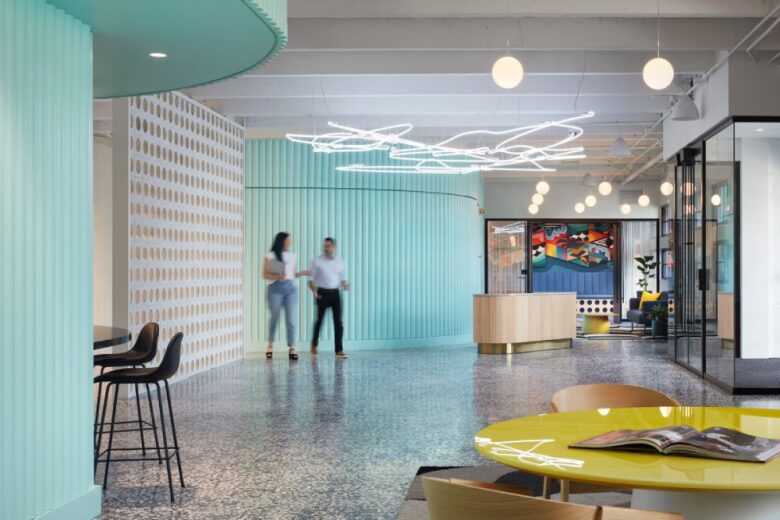 холл Confidential Technology Company Offices