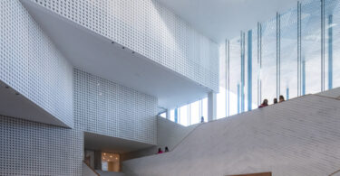 интерьер стен Первый исмаилитский центр в США