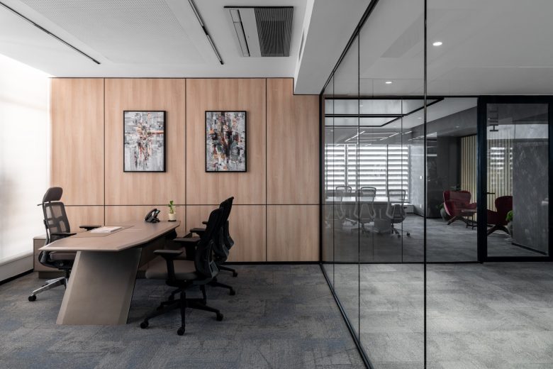 кабинет FYBROS в Дели