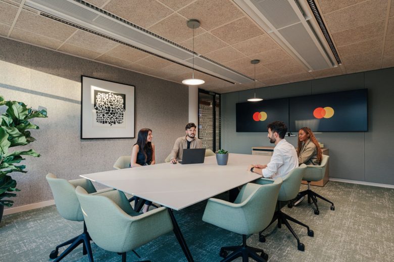 комната переговоров Mastercard