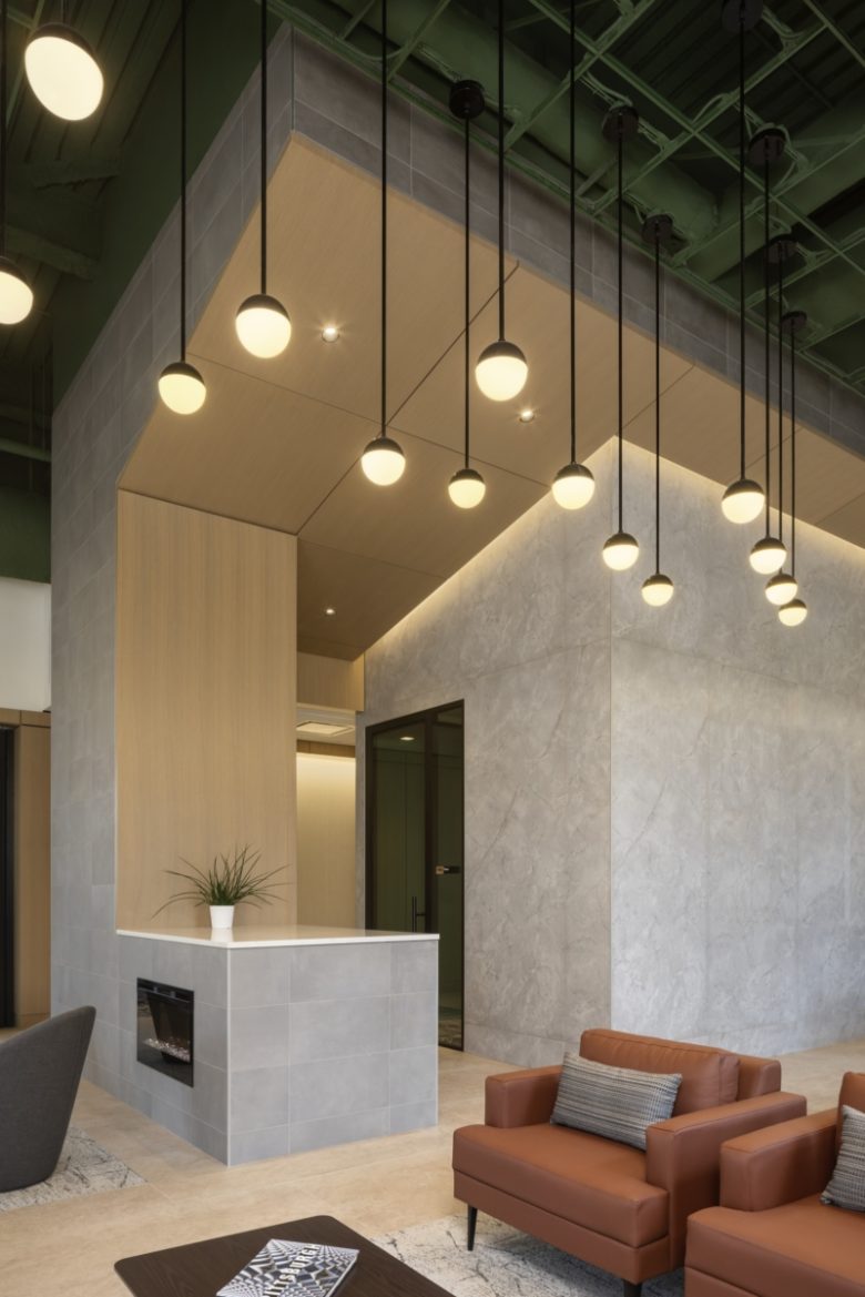 красивые подвесные светильники Dickie McCamey, & Chilcote Offices