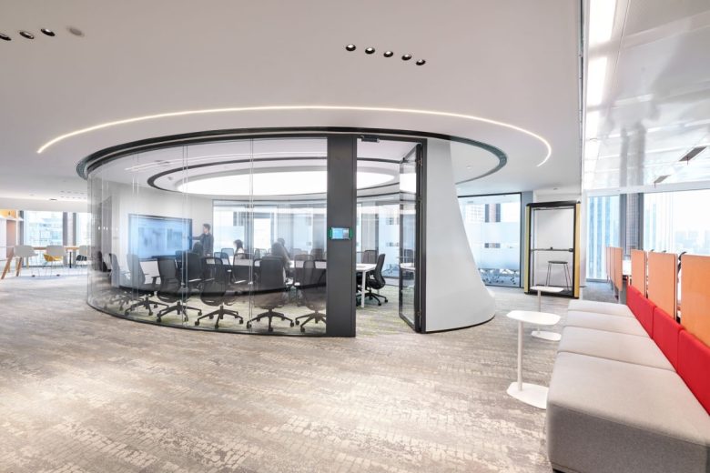 круглый кабинет для совещаний China Merchants Securities Office