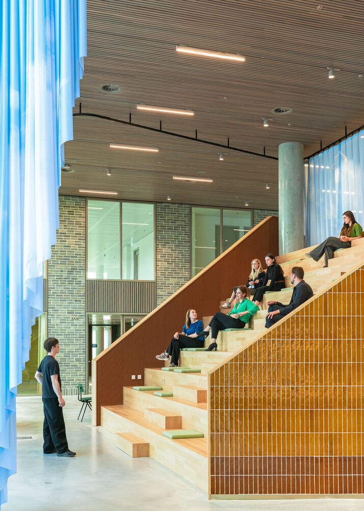 лестница для посиделок 5TRACKS