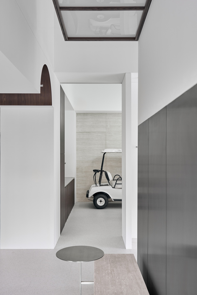 машина для гольфа Traces of Light