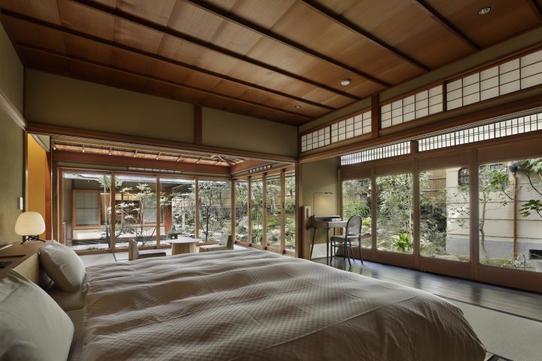 номер с большой кроватью Hotel VMG Villa Kyoto