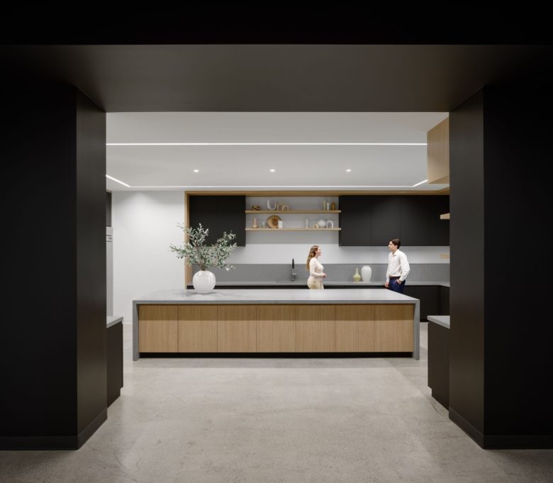 обеденная зона North Point