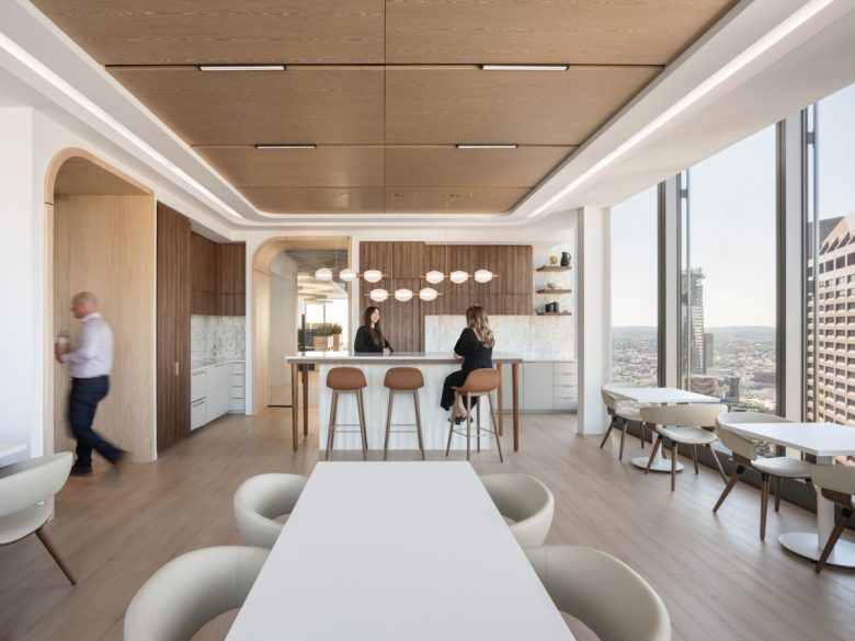 обеденная зона Management Consulting Firm Offices