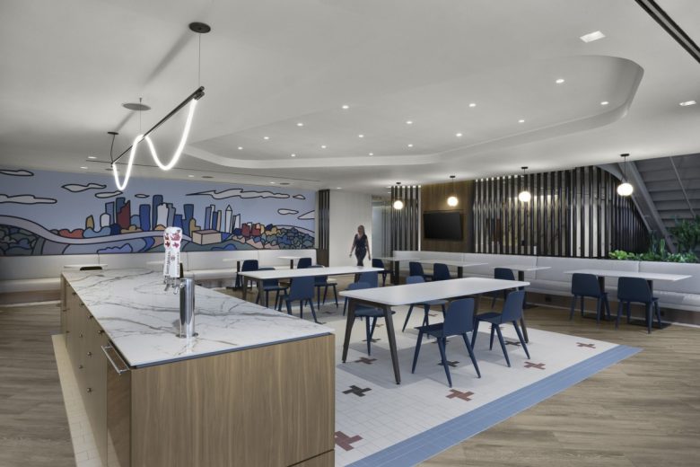 обеденная зона Colliers 