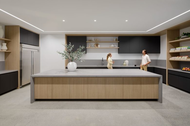 обеденная зона North Point