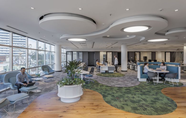 одиночные рабочие места у окна Supermayorista Vital