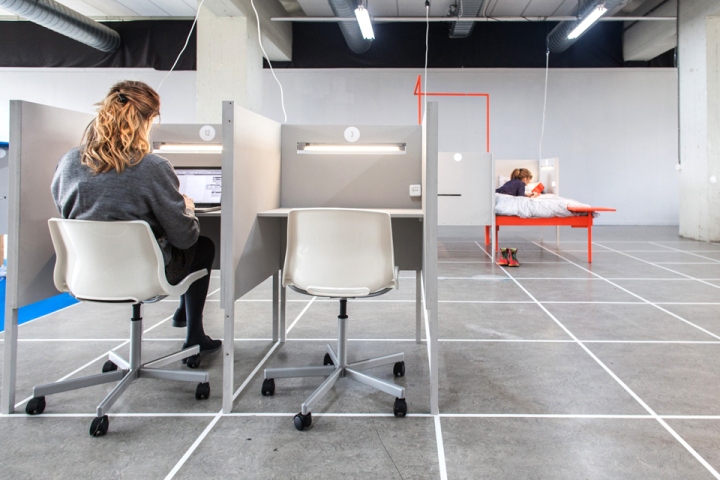 Необычный дизайн офиса от студии KNOL в Эйндховене, Нидерланды