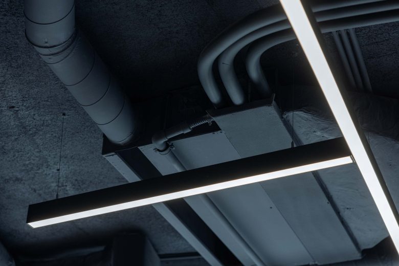 оформление потолка Oporto MAZARS offices