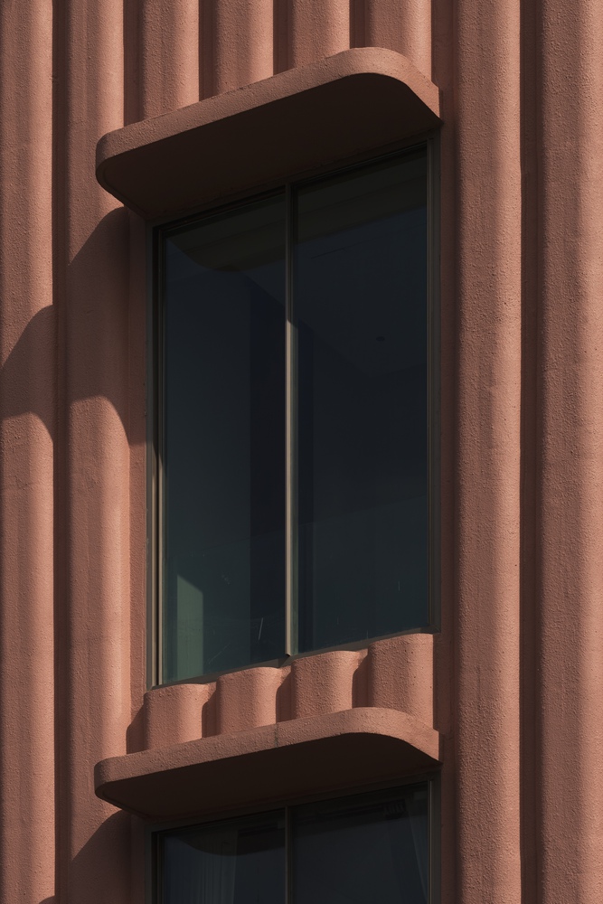 окна Satguru’s Rendezvous