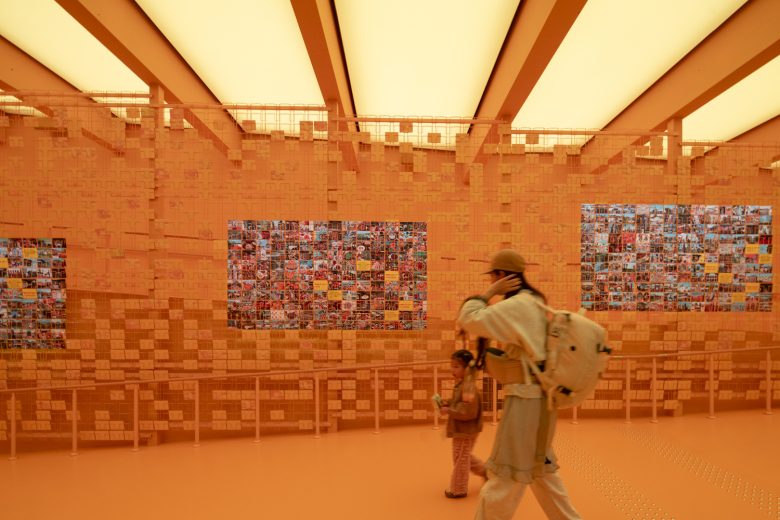 оранжевый павильон Spanish Pavilion at Expo Osaka 2025 картины коллажи