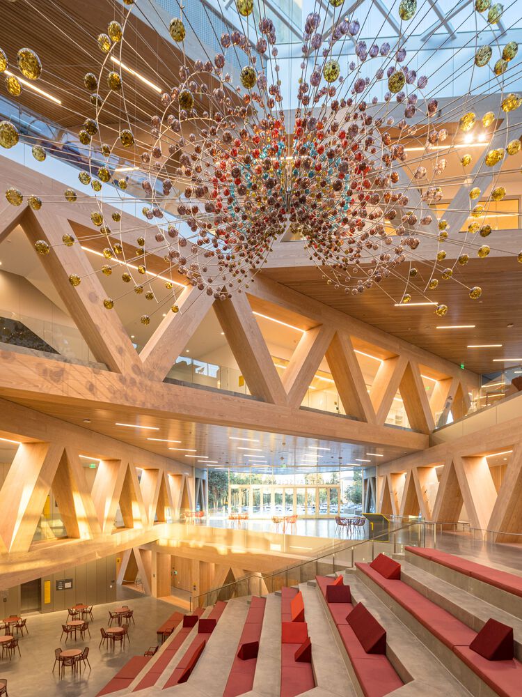 основной зал люстра Claremont McKenna College