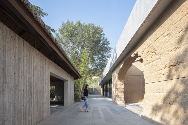 переход из строения в строение Revitalization of The Relic Site of Yongle Palace