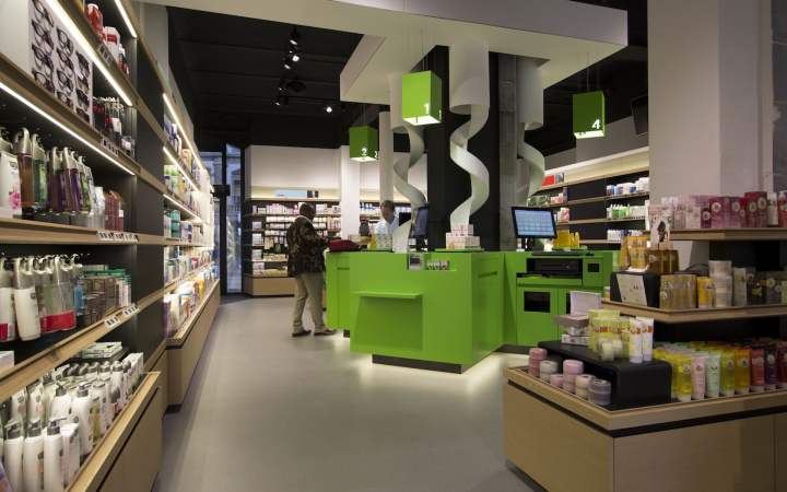 Оформление кассового прилавка в The Pharmacy of Tomorrow, Бельгия