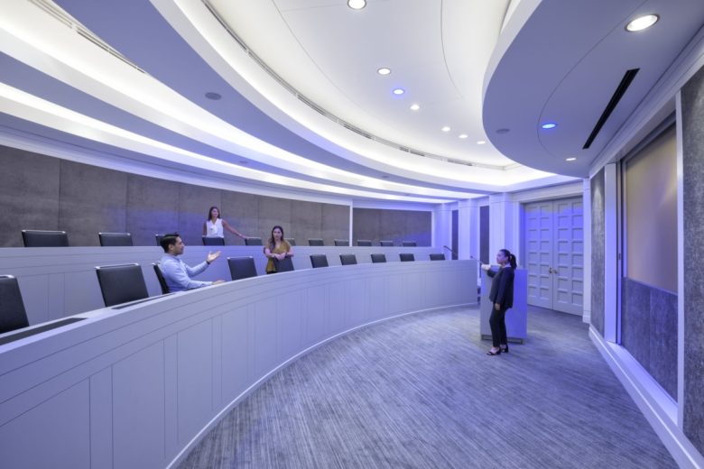 полукруглый конференц-зал Musket Corporation