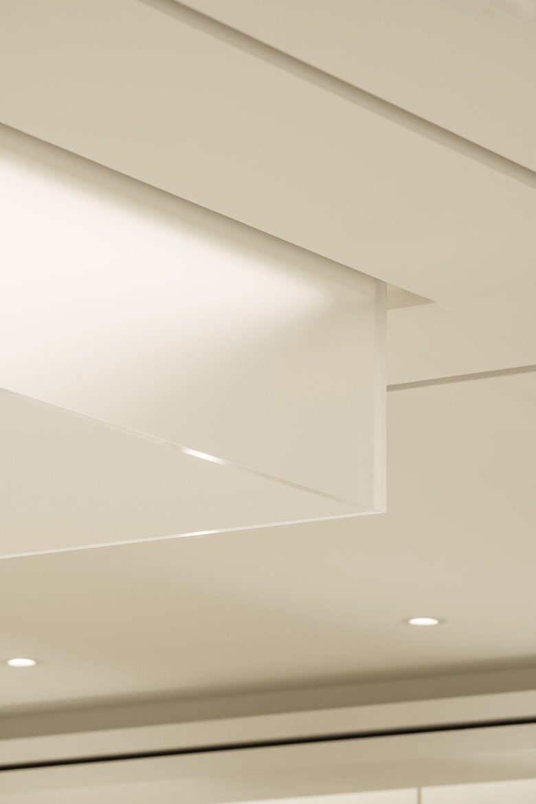 потолок Junohair