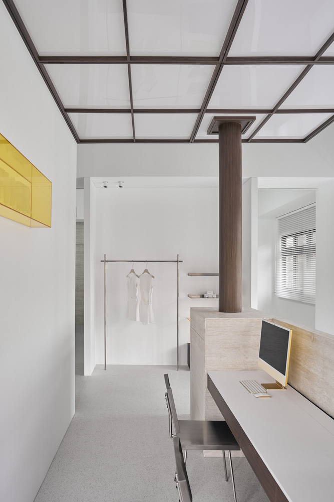 рабочее место Traces of Light