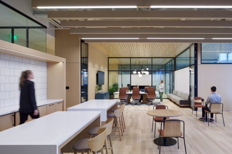 рабочее пространство Perkins&Will’s Confidential Firm Offices