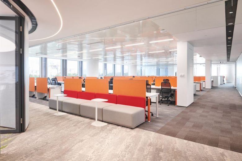 рабочее пространство и место отдыха China Merchants Securities Office