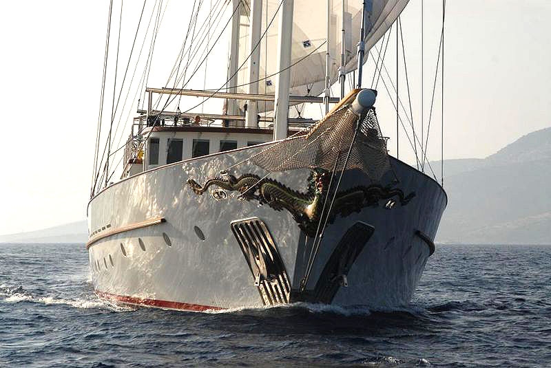 Современная комфортная парусная яхта Montigne - фото 14